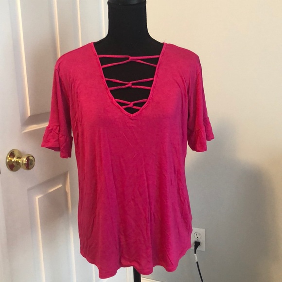 Magenta Lace V-neck Tee - Picture 1 of 2